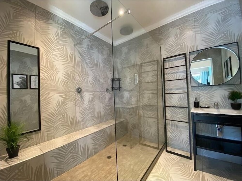Cocomo Guesthouse Spa And Conference Centre 74/100
