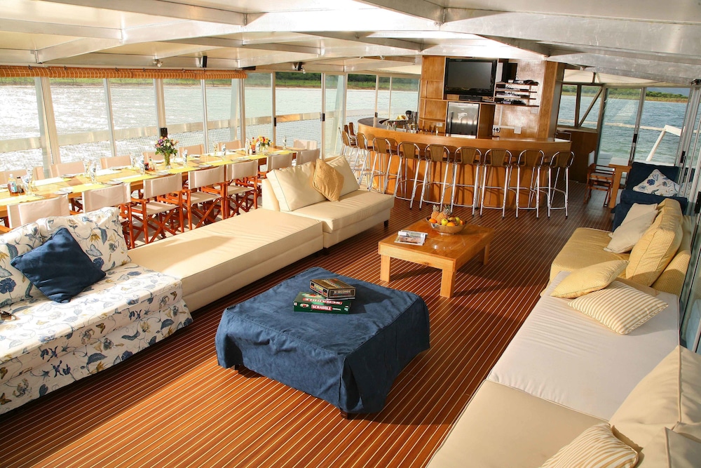 Shayamanzi Houseboats 30/50