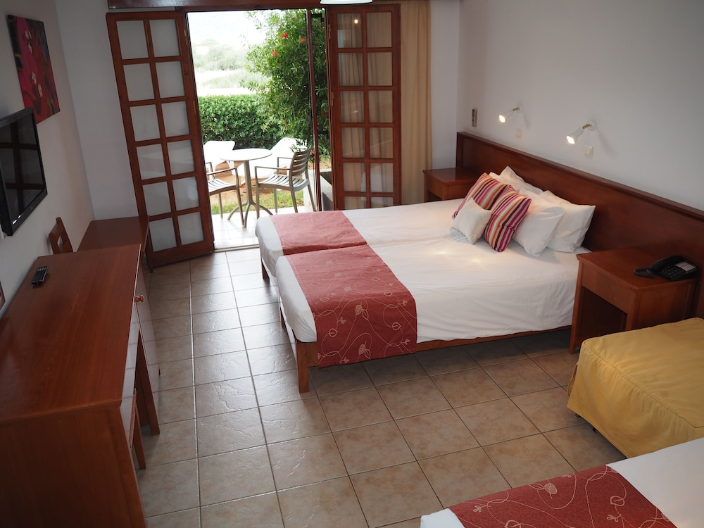 Cooee Kyknos Beach Hotel 30/75