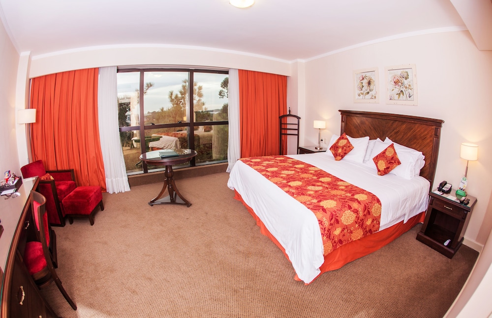 Hotel Casino Acaray 17/65