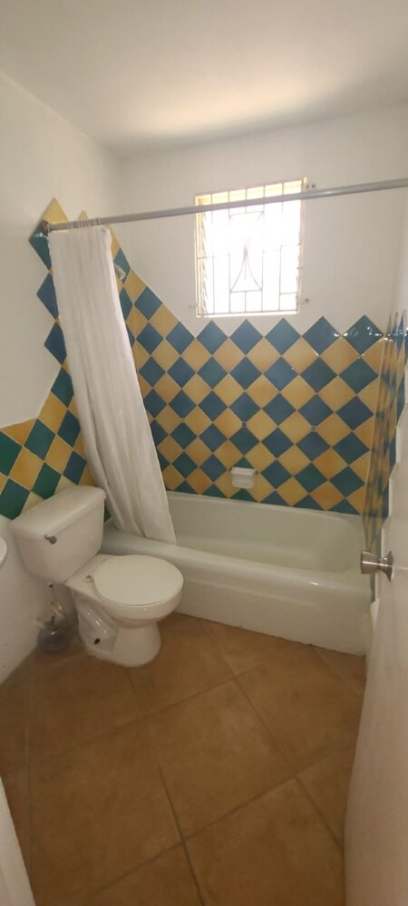 Sunflower Resort Villas 18/24