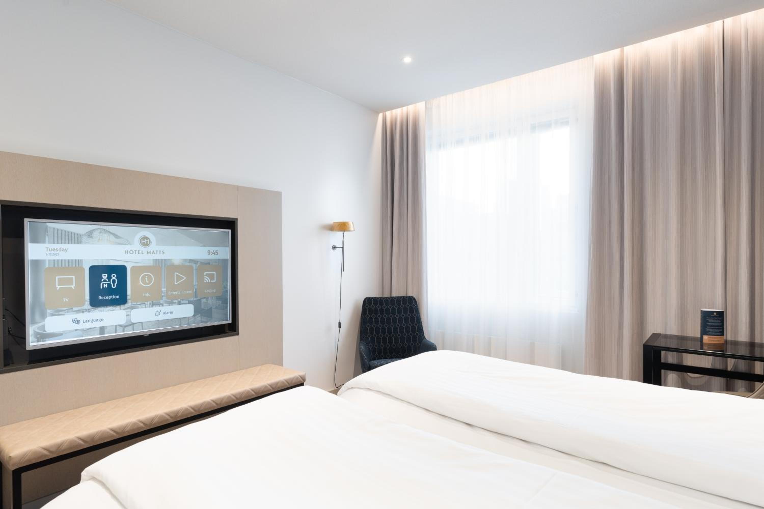 Superior, Twin Beds