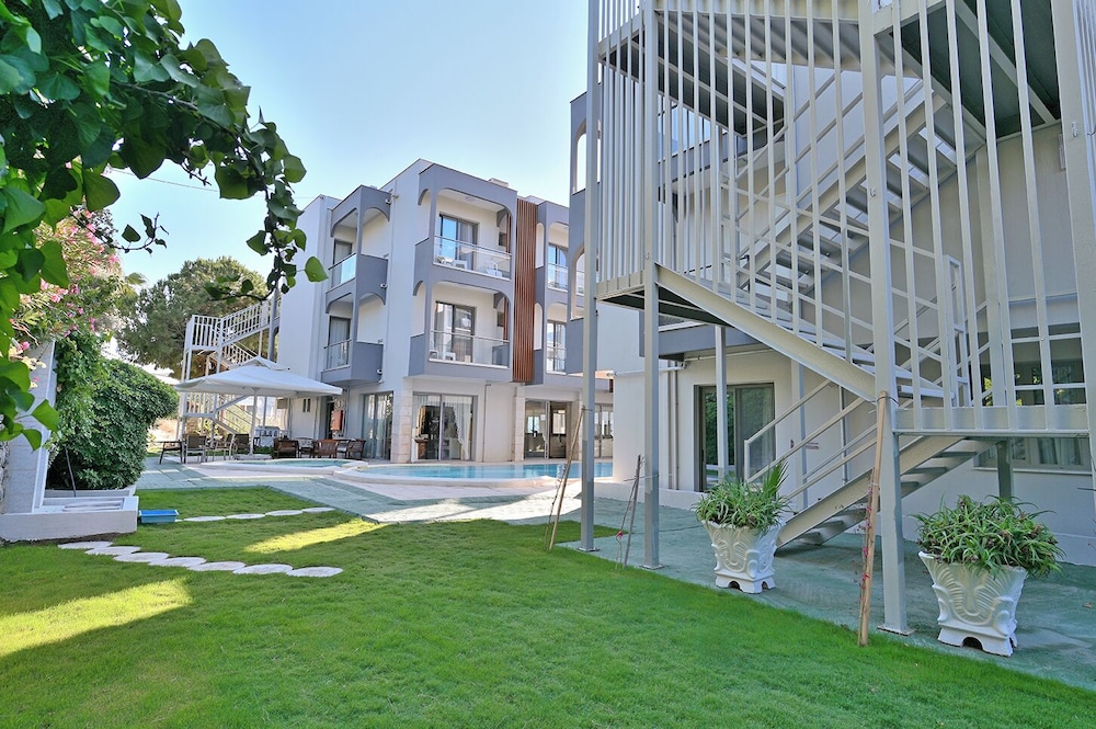 Calis Hotel 34/48