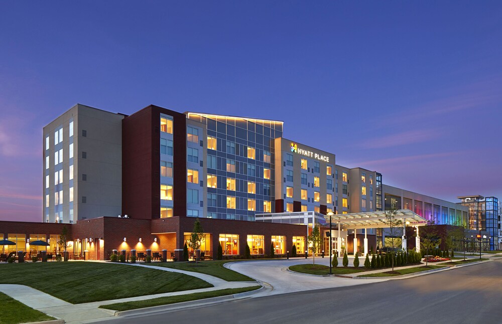 Hyatt Place Lansing – East