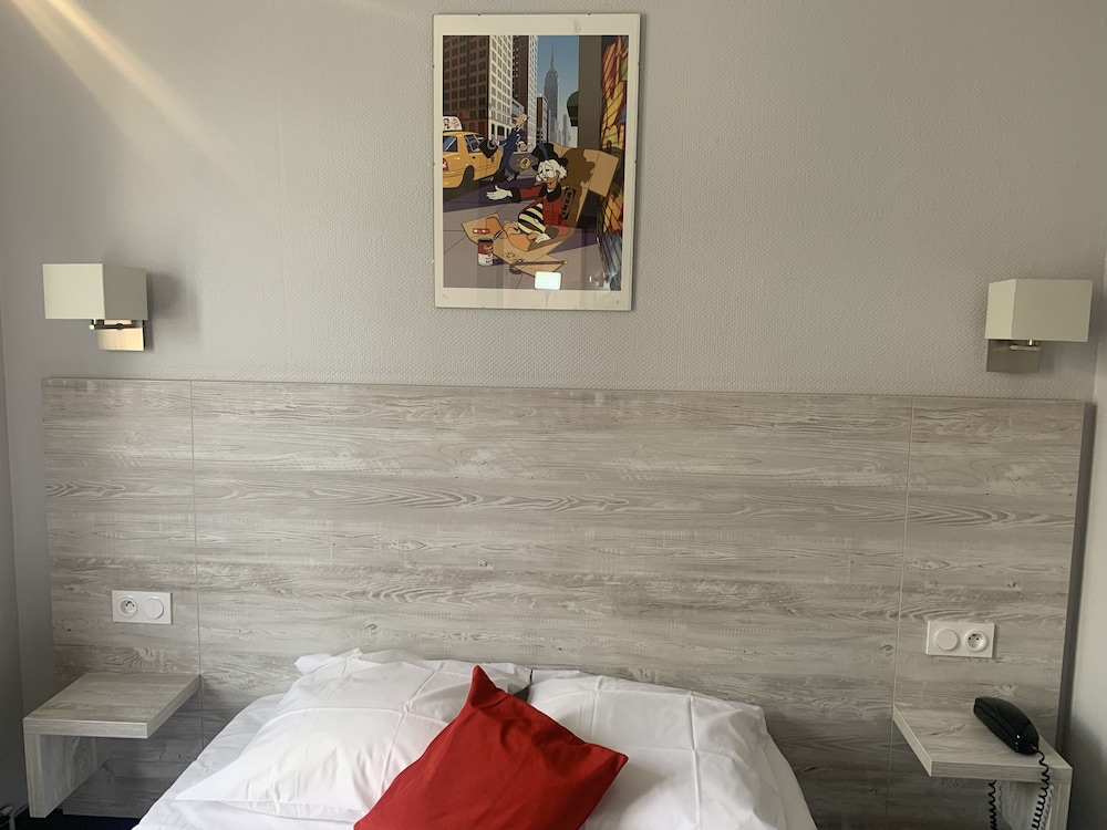 Brit Hotel Suisse Et Bordeaux 32/70