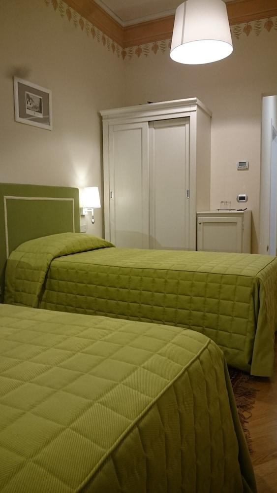 Casa Isolani D Zeglio 1 25/50