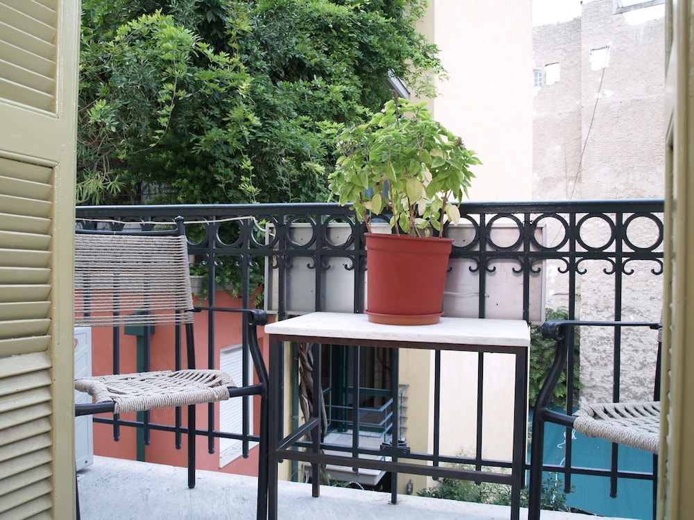 Hotel Acropolis House 83/94