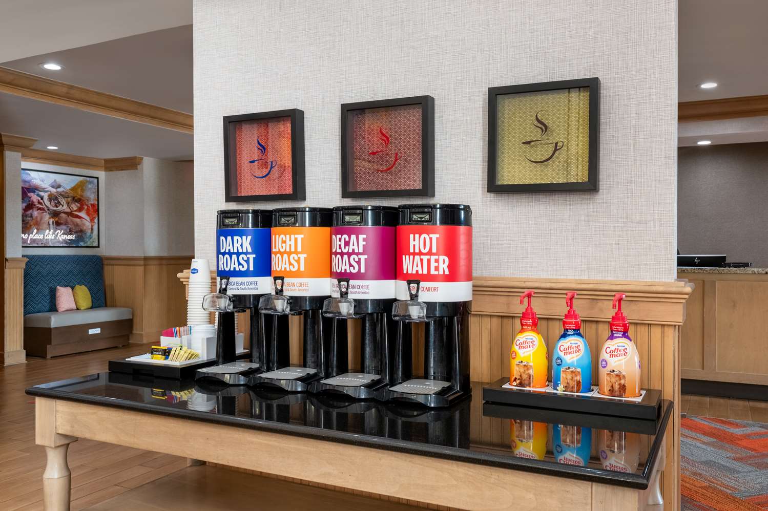 Hampton Inn Suites Dodge City 37/38
