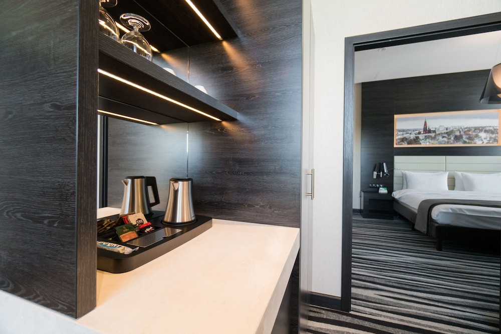 HOLIDAY INN DABROWA GORNICZA 27/75