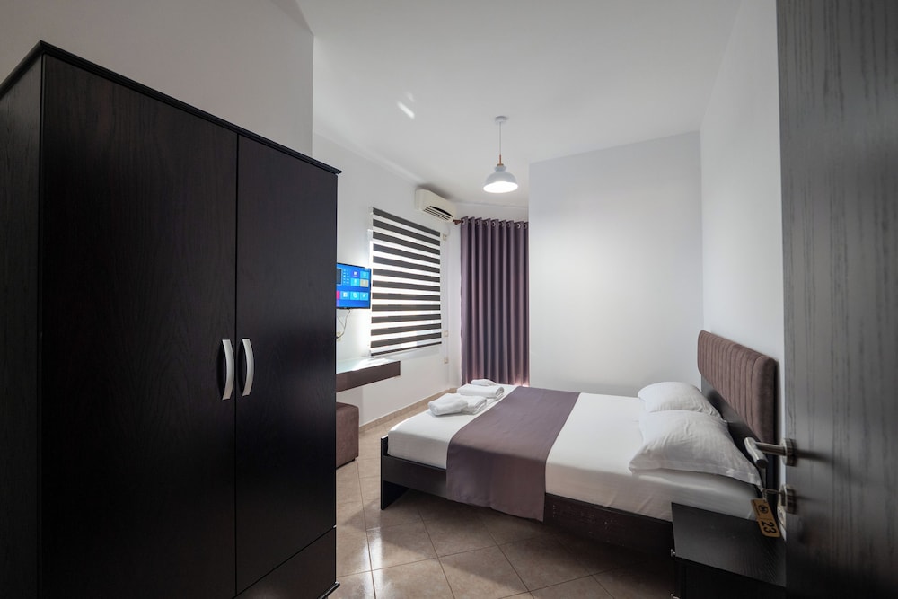 Hotel Mariksel 24/50