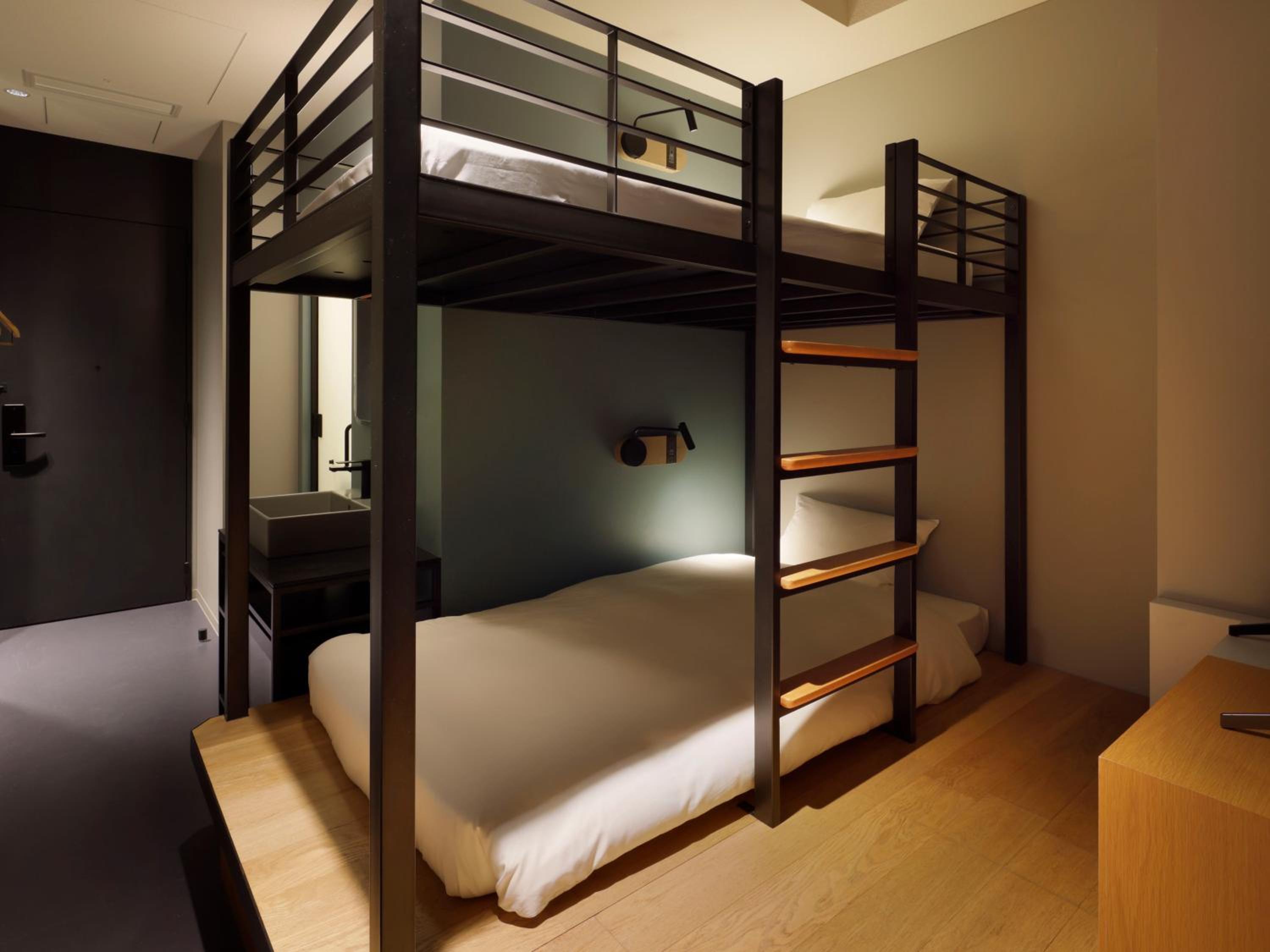 Private, 2 Bunk Beds