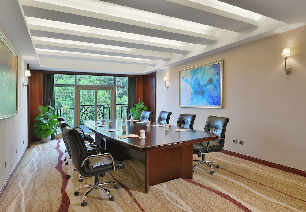 C&D Hotel Putian 51/61
