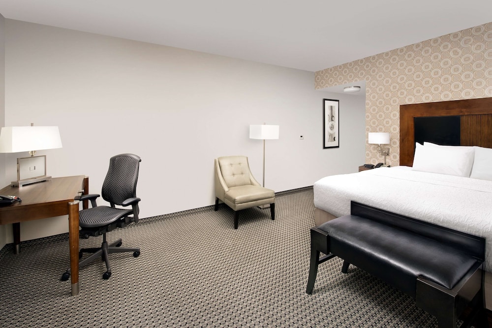 Hampton Inn and Suites Tupelo Barnes Crossing 26/50