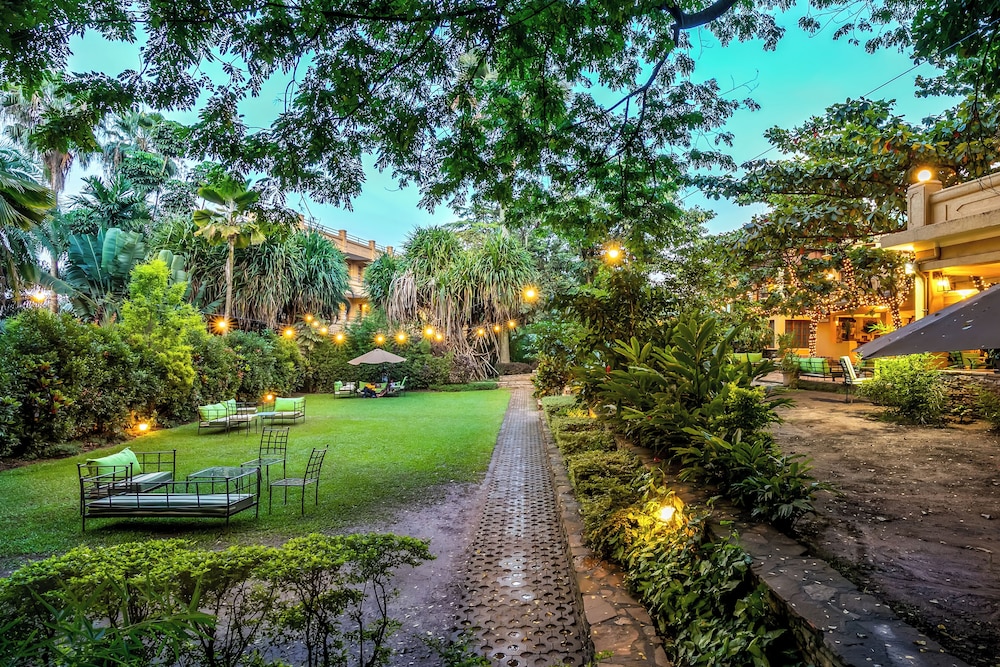 The Emin Pasha Hotel 35/46