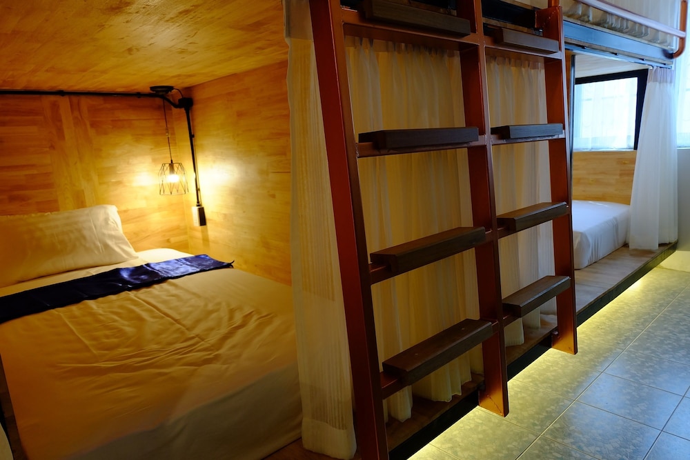 Sleep Owl Hostel 16/37