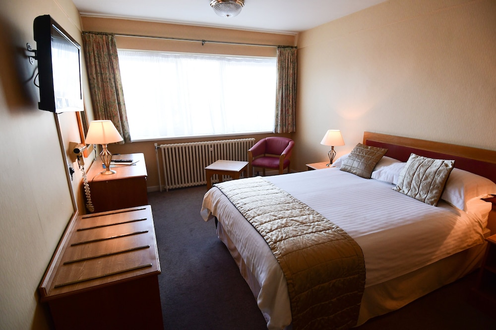 Trouville Hotel 36/76