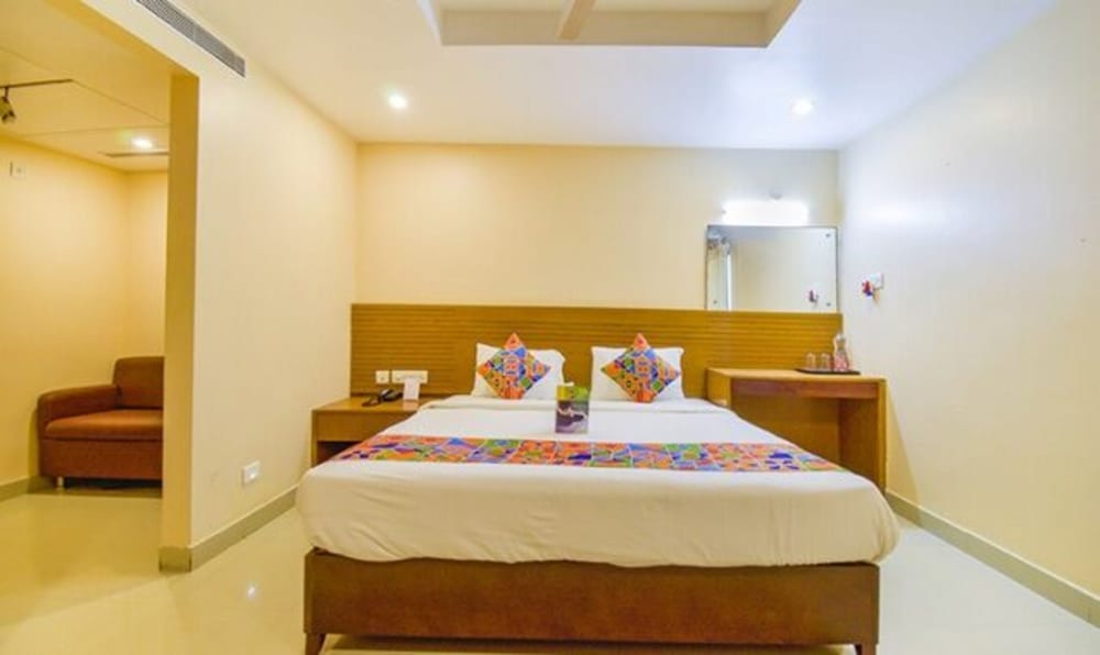 Fabhotel Deccan Heritage Abids 25/29