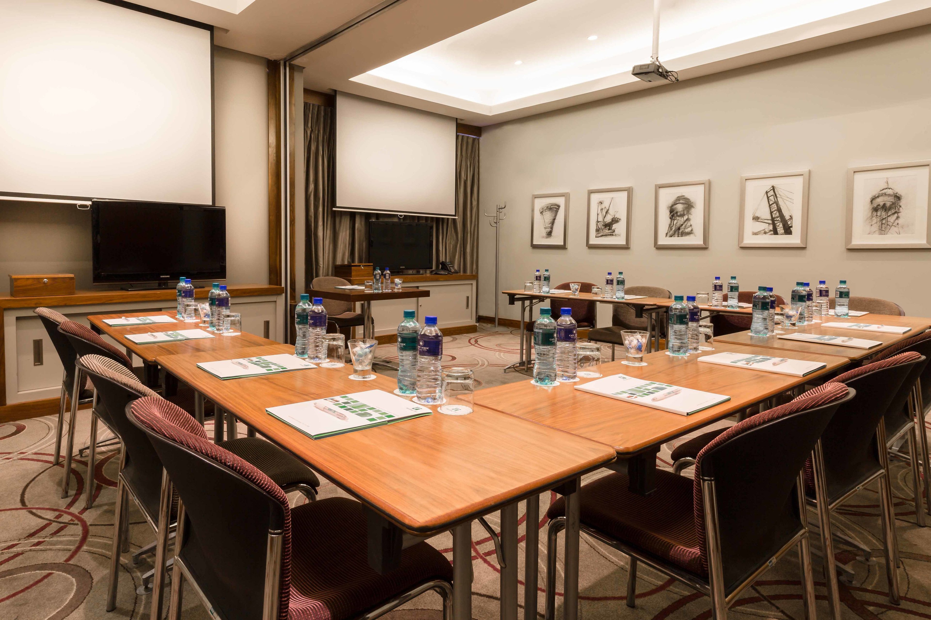 Holiday Inn Johannesburg Rosebank 63/72