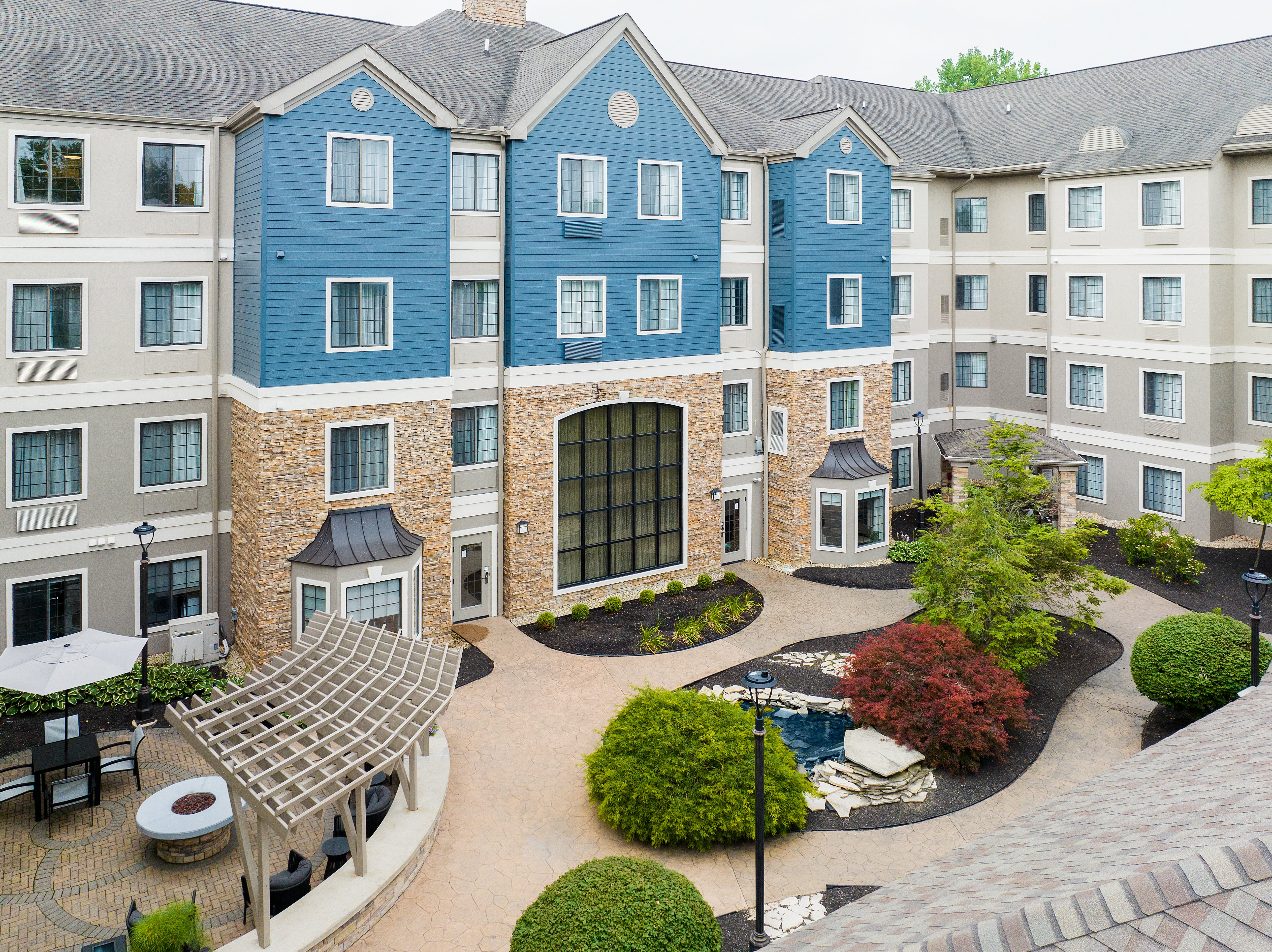 Staybridge Suites Columbus-Dublin 76/80