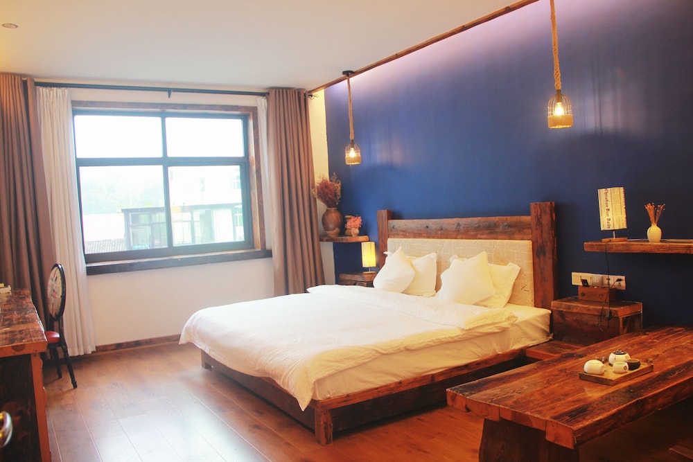 COMFORT, DOUBLE BED