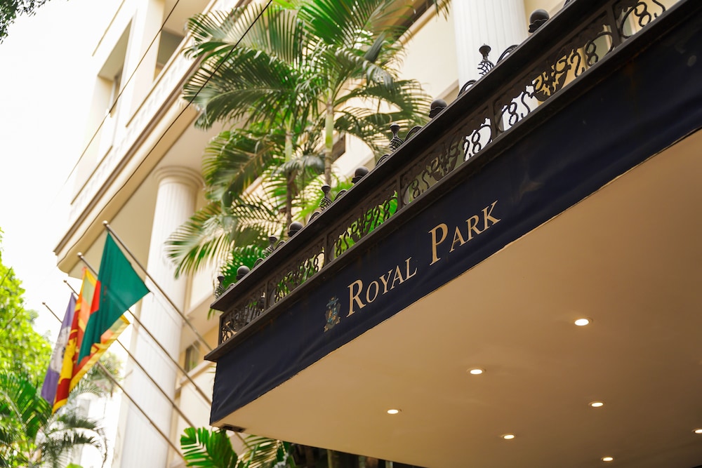Royal Park Residence Hotel in DHAKA