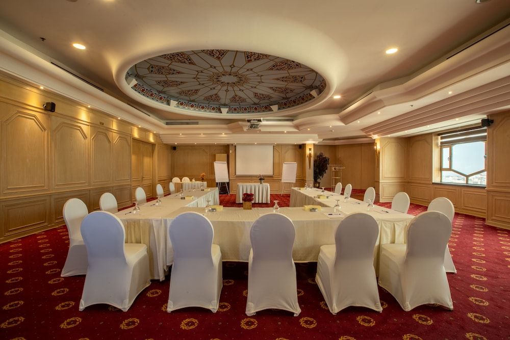 Bristol Hotel Amman 43/50