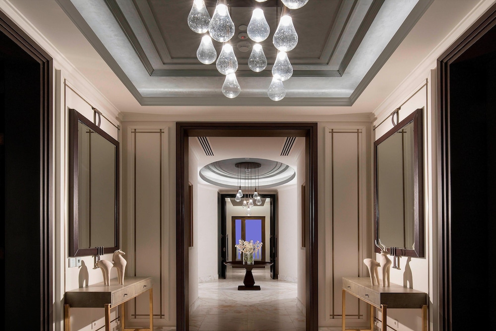 THE ST. REGIS ASTANA 19/62