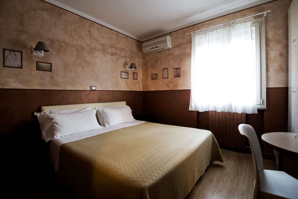 Diana Suites 19/30