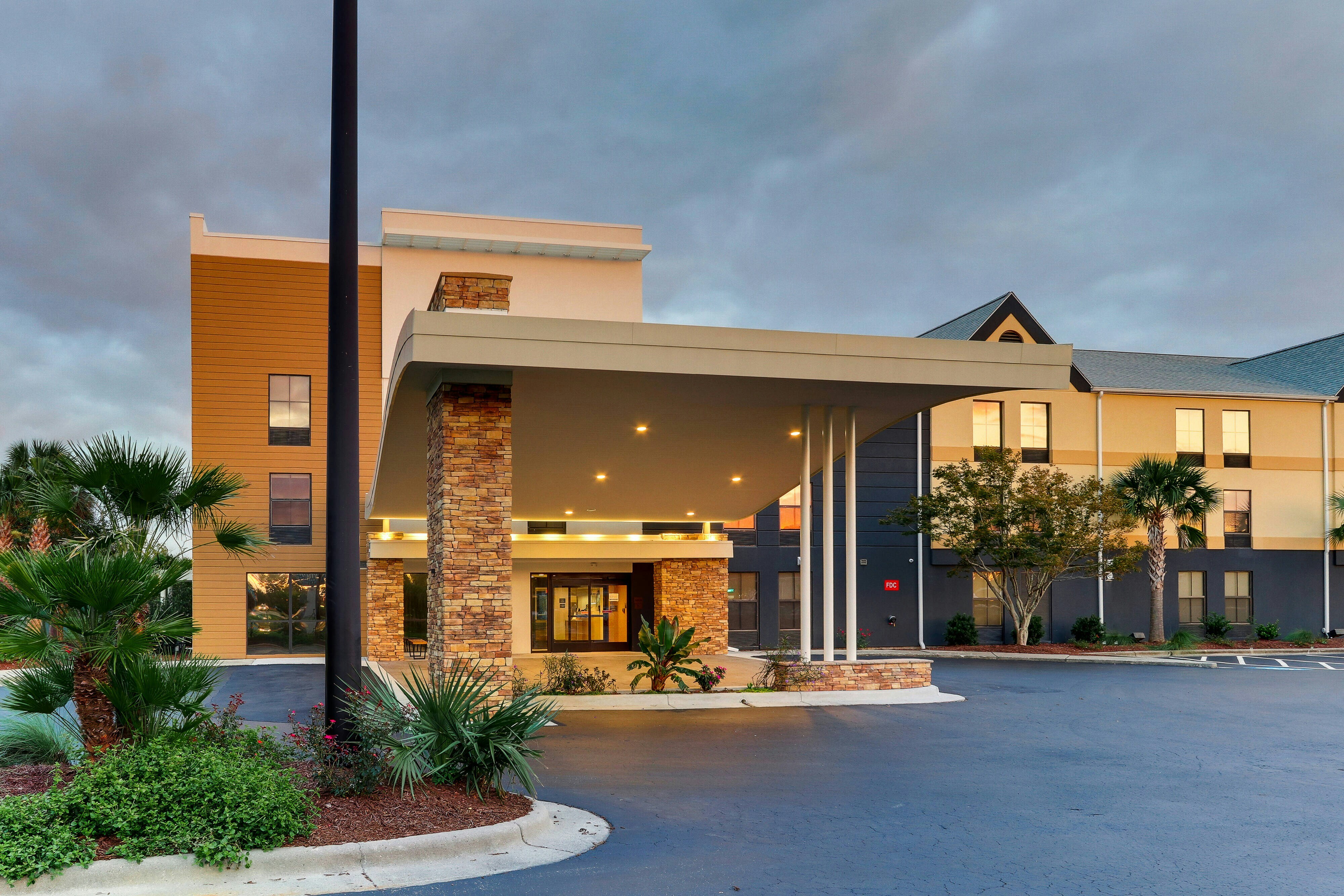 Fairfield Inn & Suites by Marriott Southport 2/45