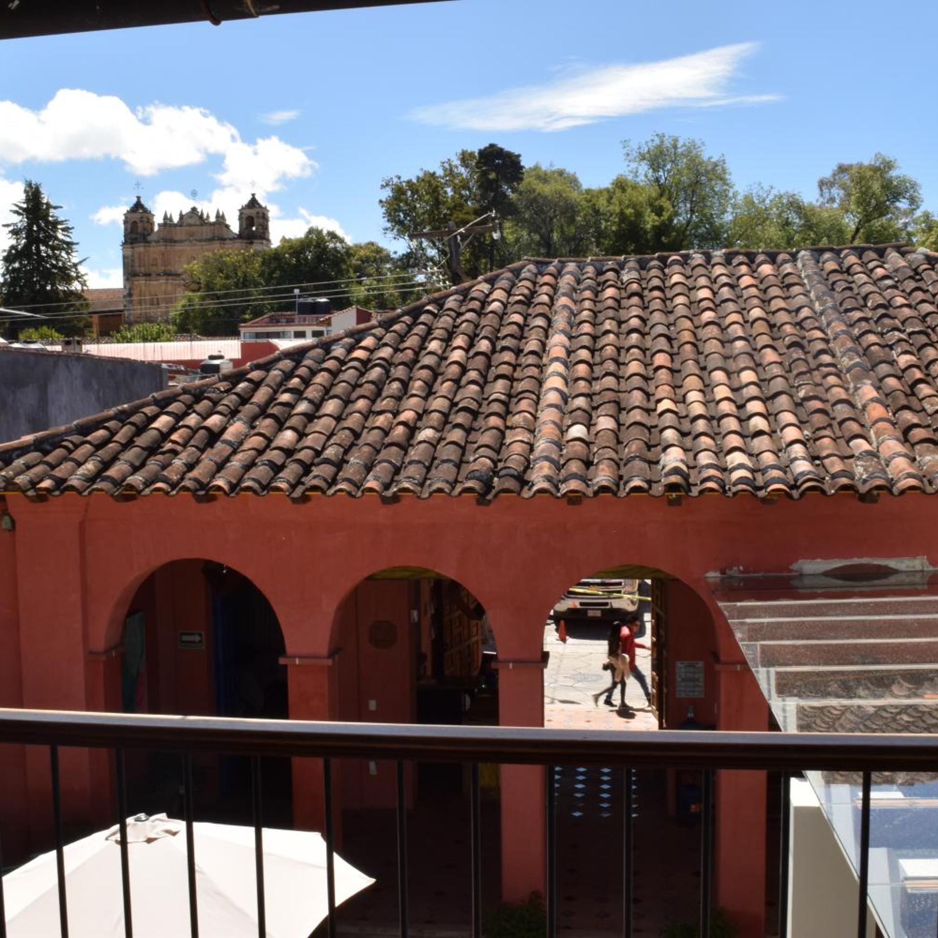 Hotel Gran Barrio 1/50