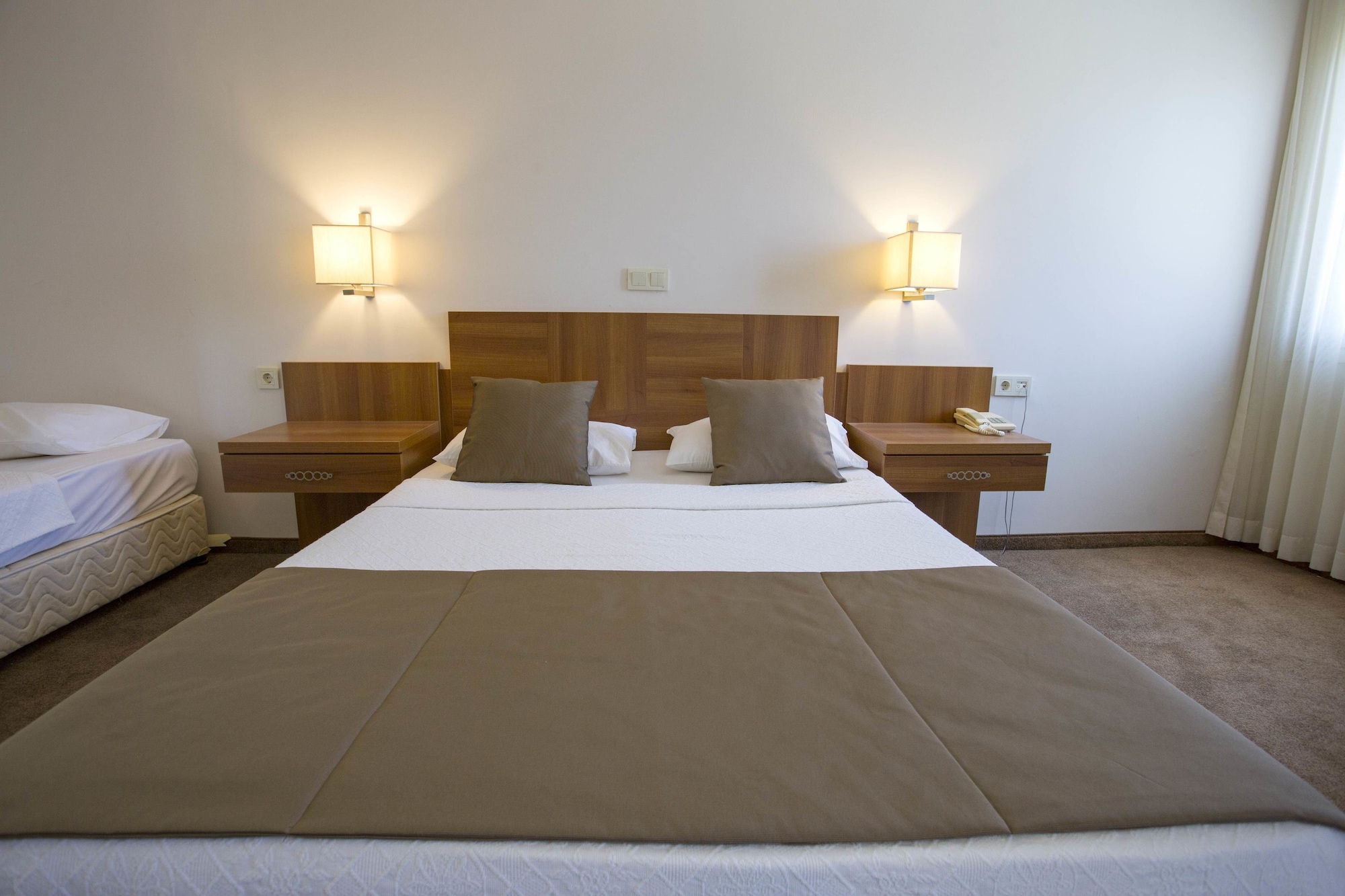 ROOM, TRIPLE, GARDEN VIEW, ANNEX