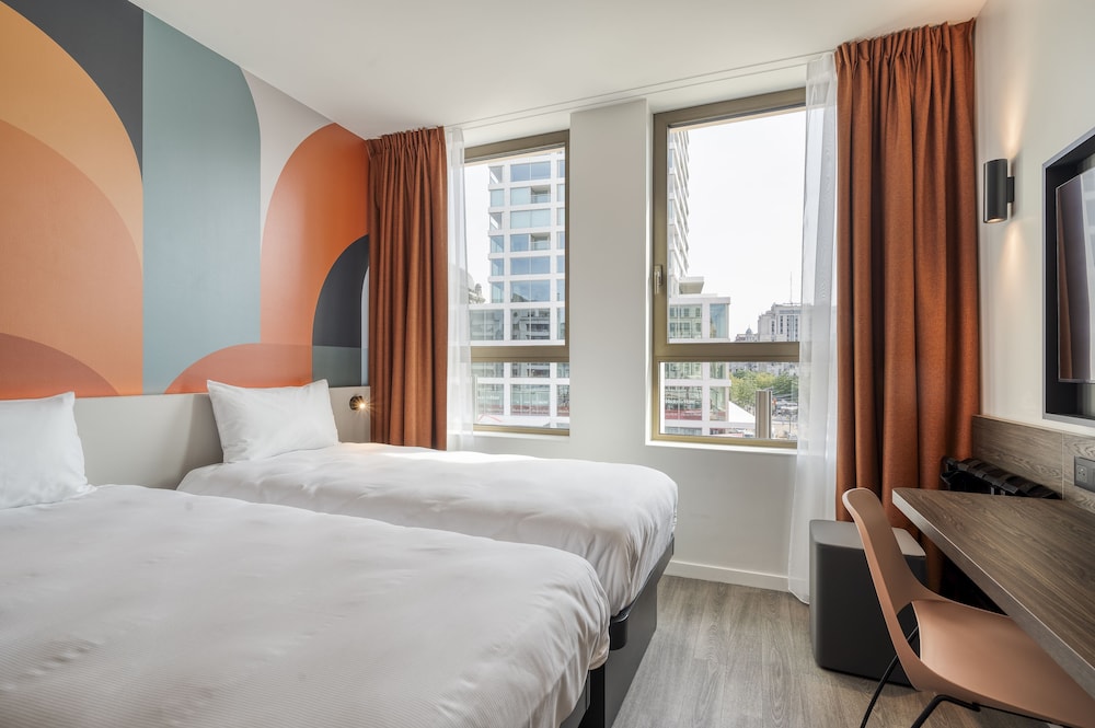 STANDARD, TWIN BEDS