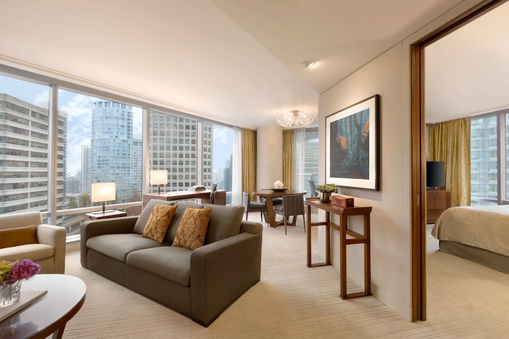 Hyatt Vancouver Downtown Alberni 43/63