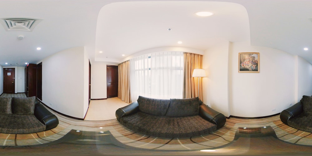 Swiss-Belhotel Blulane 54/81