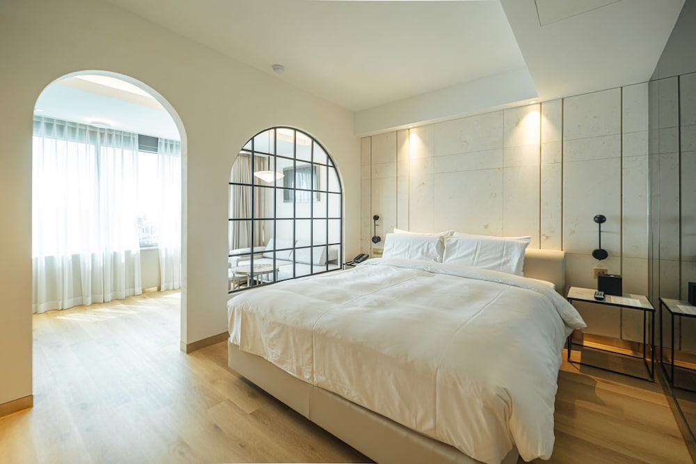 ELIENA Hotel 22/63