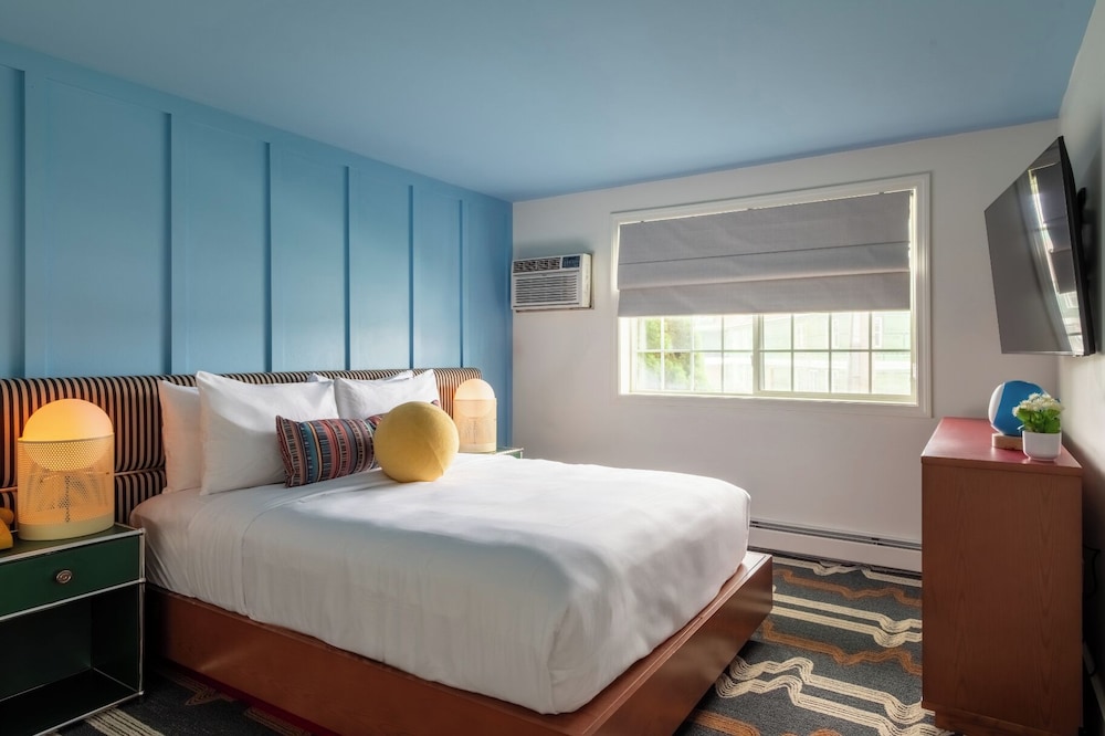 جناح بسريرين كوين بغرفتي نوم مع أريكة، Ogunquit Hotel 5/10