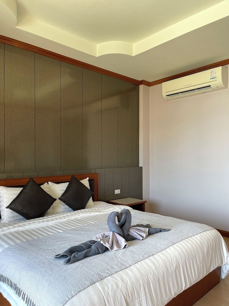 Room, Double Bed, Pool View, Superior Building