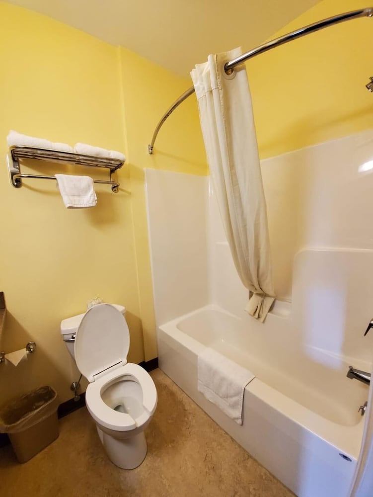 Budget Inn Williamsport 32/49