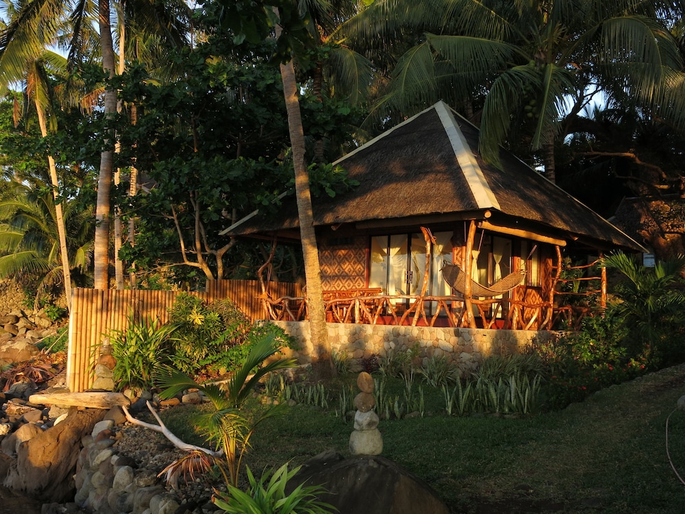 Camiguin Volcan Beach Eco Retreat Dive Resort 6/68