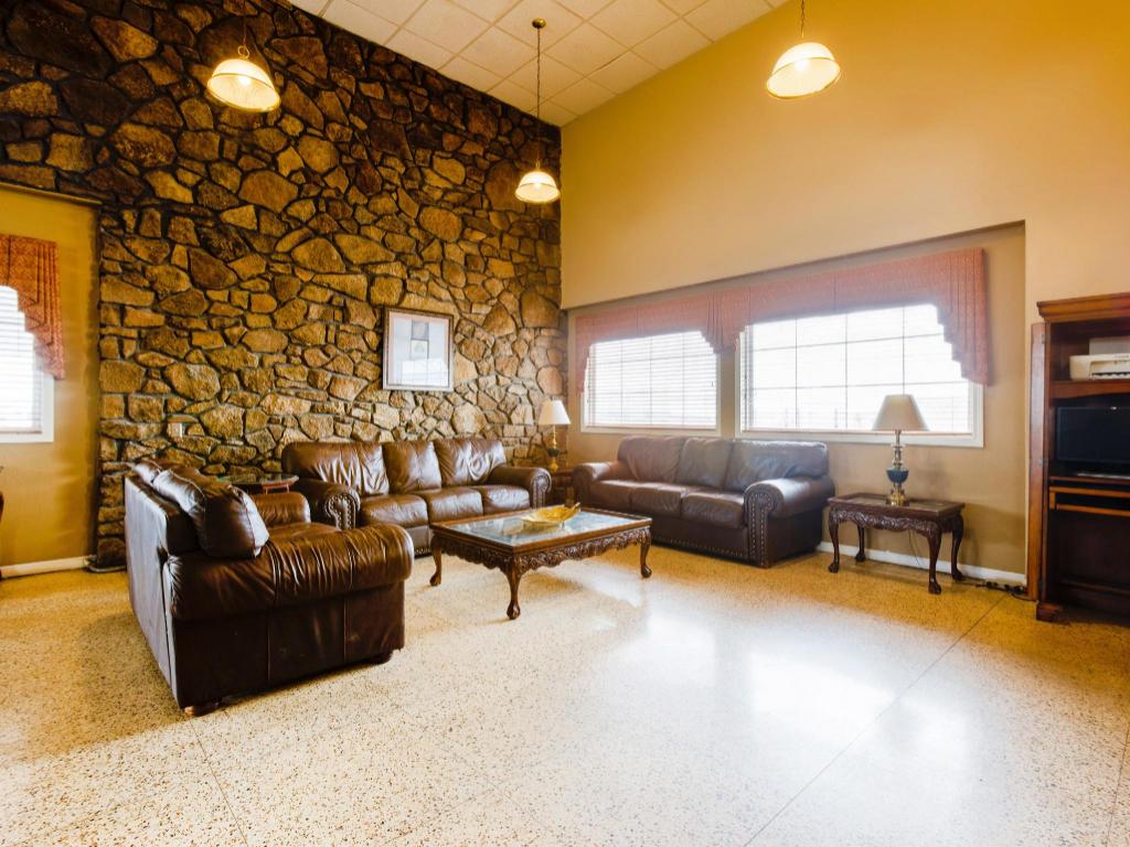 Hotel Lebanon MO I-44 20/33
