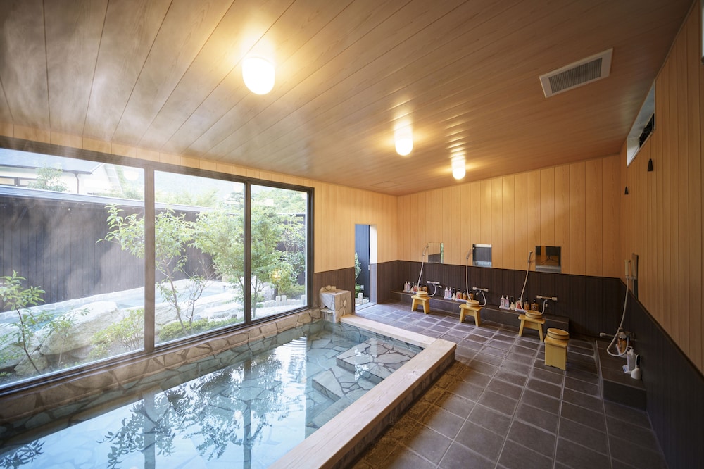 Yufuin Ryokan Seikoen 20/50