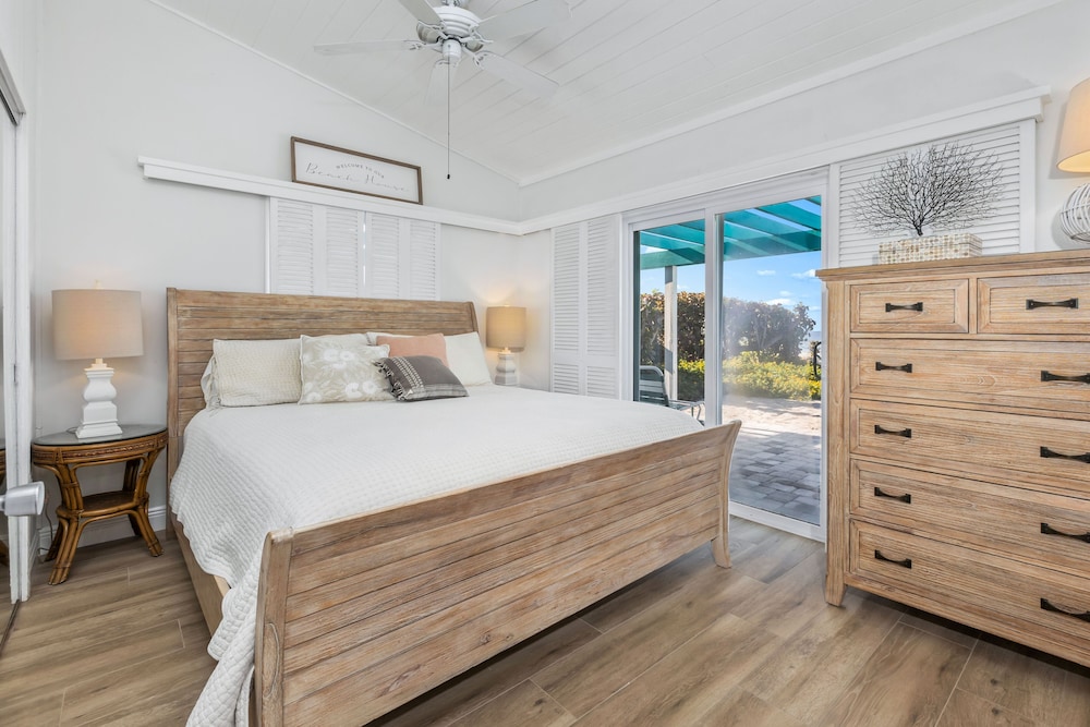 2 Bedrooms, Deluxe, Villa, King and Twin Beds, Beach Front