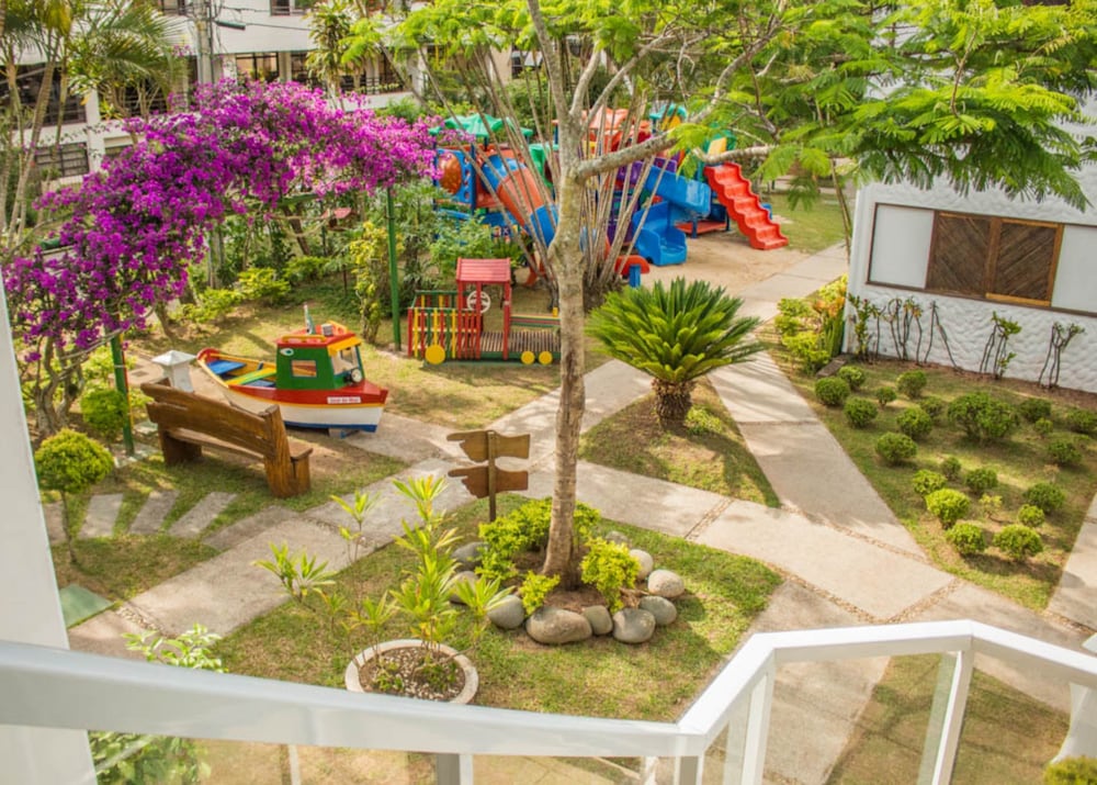 Village Paraiso 26/33