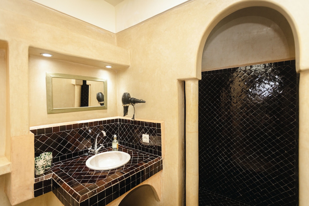Riad Anya 50/50