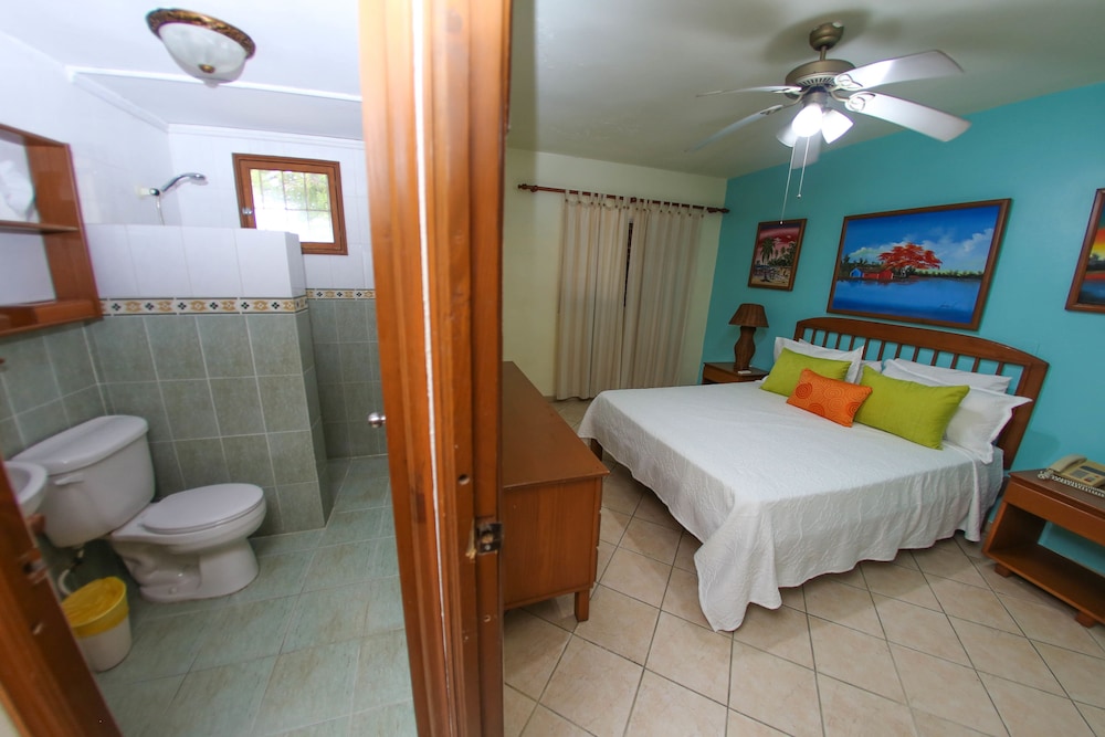 Acuarium Suite Resort 14/42