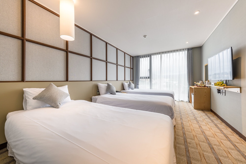 Shinshin Hotel Cheonjiyeon 19/54