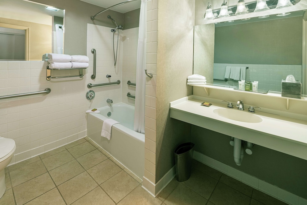 Hilton Cincinnati Netherland Plaza 22/62