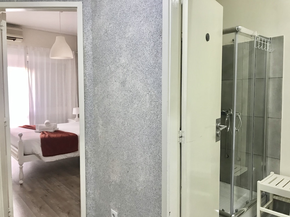 Mirandesa Guesthouse 48/50