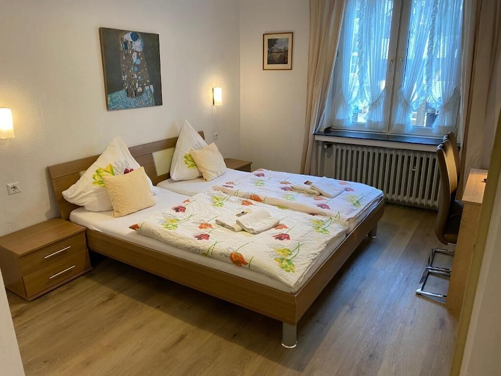 Hotel Haus Schwan 4/25
