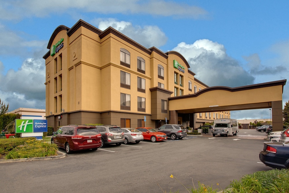 Holiday Inn Express San Francisco-Airport North 5/52